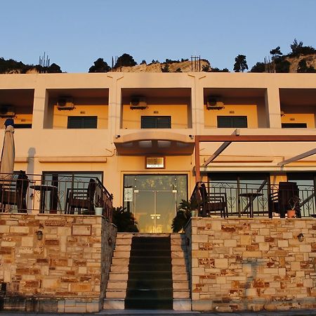 Thea Hotel Paralia Kimis Dış mekan fotoğraf